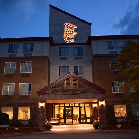 Red Roof Inn Бордмън Екстериор снимка